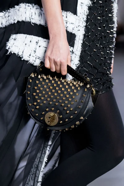 Look 73